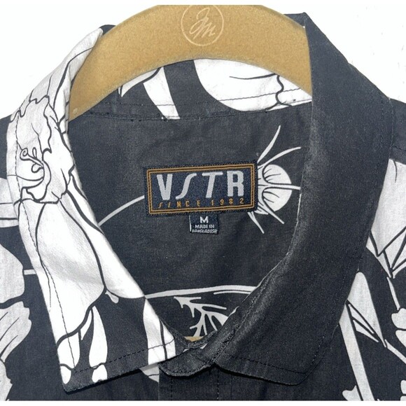 VSTR Button Down Hawaiian Shirt Men Sz Med. Black/White - Picture 5 of 9